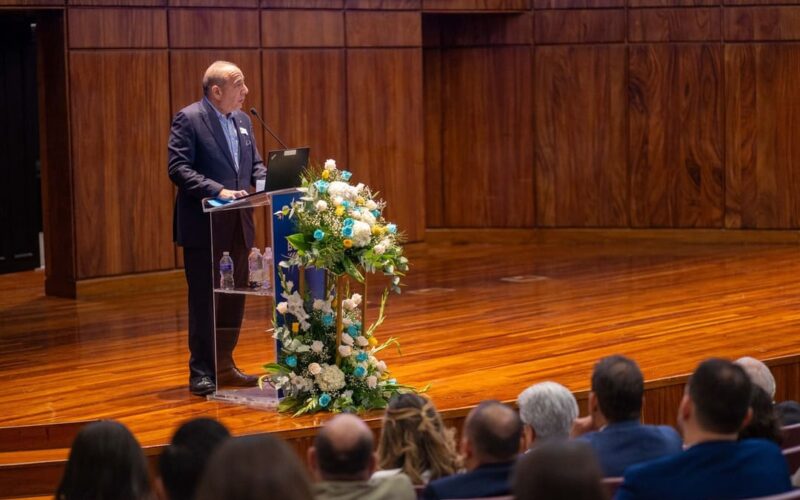 El sector privado como aliado clave en la formación de líderes empresariales: la visión de Camilo Atala